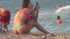 Voyeur playa caliente bikini azul tanga amateur adolescente video
