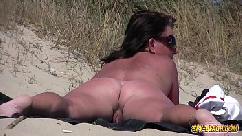 Amateur nudista voyeur la grasa milf primer plano video